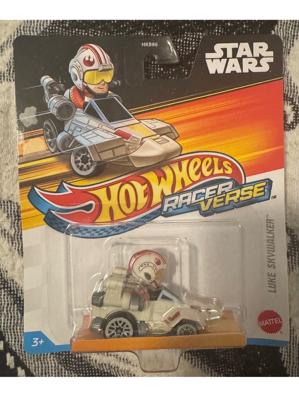 Hot Wheels Star Wars Racer Verse Luke Skywalker Die-Cast Vehicle